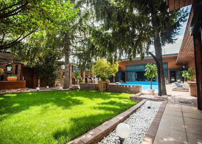 Avar Garden